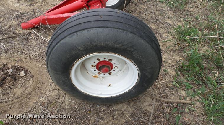 image for item DC2679 Anhydrous ammonia nurse tank running gear