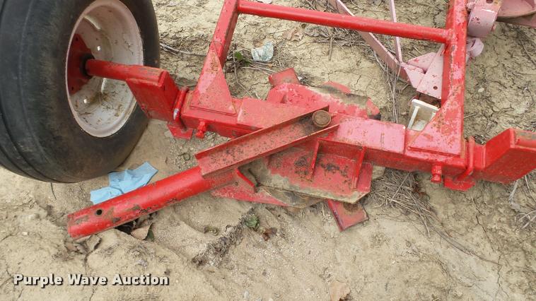 image for item DC2679 Anhydrous ammonia nurse tank running gear