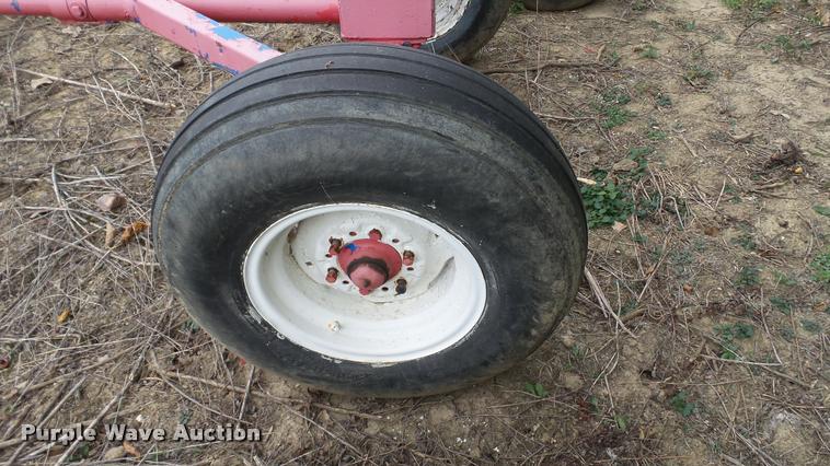 image for item DC2680 Anhydrous ammonia nurse tank running gear