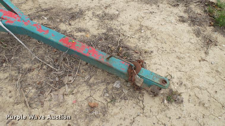 image for item DC2681 1999 anhydrous ammonia nurse tank running gear