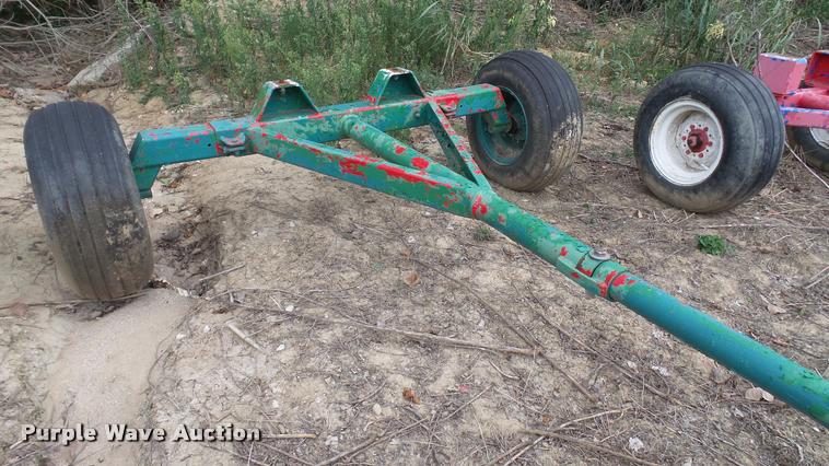 image for item DC2681 1999 anhydrous ammonia nurse tank running gear