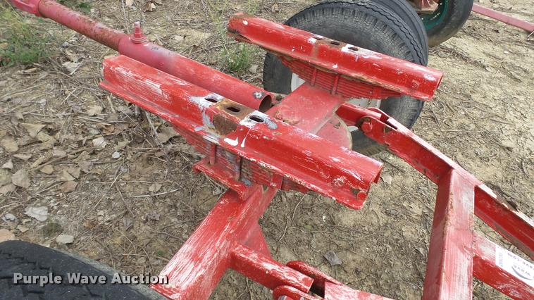 image for item DC2682 Anhydrous ammonia nurse tank running gear