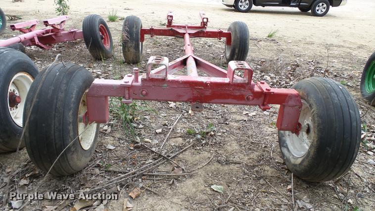 image for item DC2683 Anhydrous ammonia nurse tank running gear