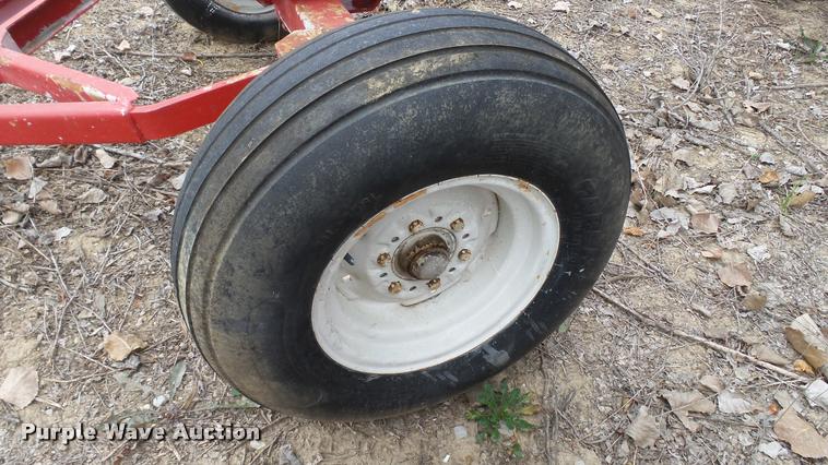 image for item DC2683 Anhydrous ammonia nurse tank running gear