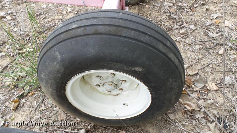 image for item DC2683 Anhydrous ammonia nurse tank running gear