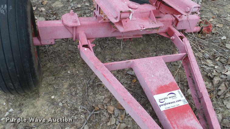 image for item DC2685 Anhydrous ammonia nurse tank running gear