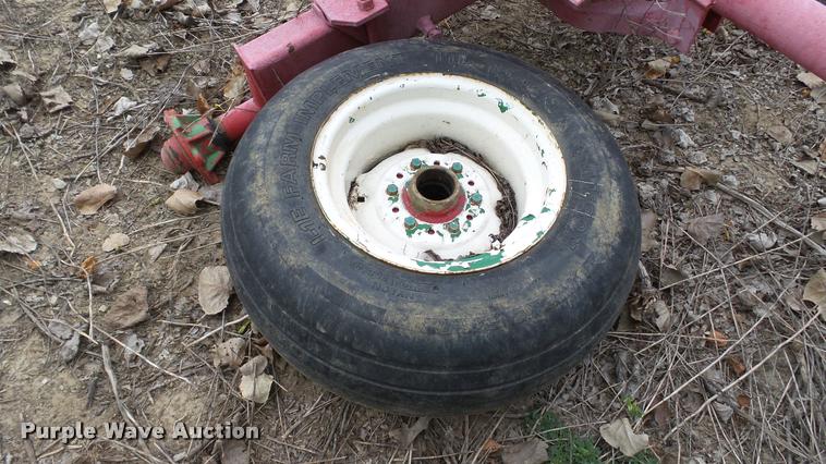 image for item DC2685 Anhydrous ammonia nurse tank running gear