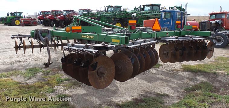 image for item DC6422 John Deere 512 disk ripper