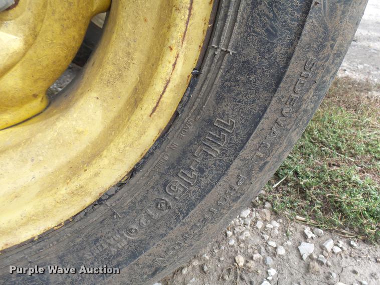 image for item DC6422 John Deere 512 disk ripper