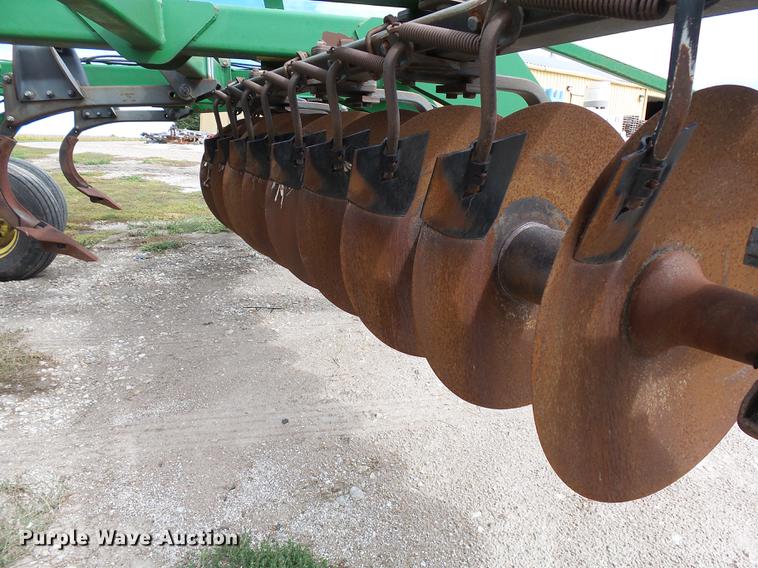 image for item DC6422 John Deere 512 disk ripper