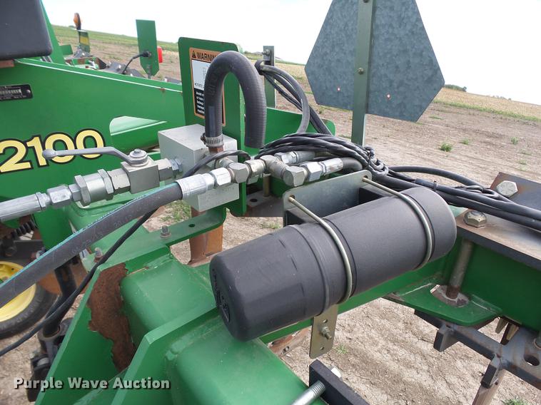 image for item DC6423 John Deere 2100 in-line ripper