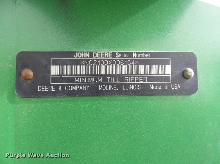 image for item DC6423 John Deere 2100 in-line ripper