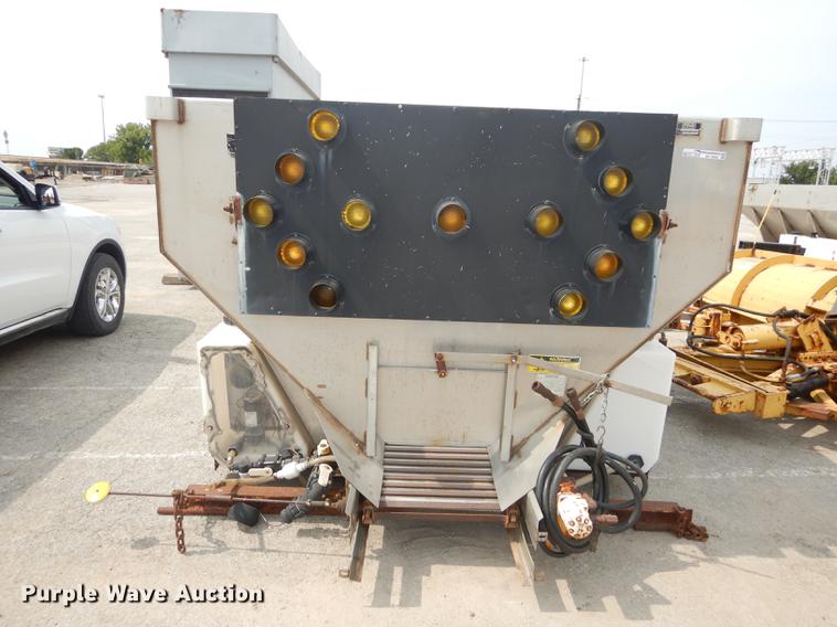 image for item BY9938 Flink stainless steel V-box spreader