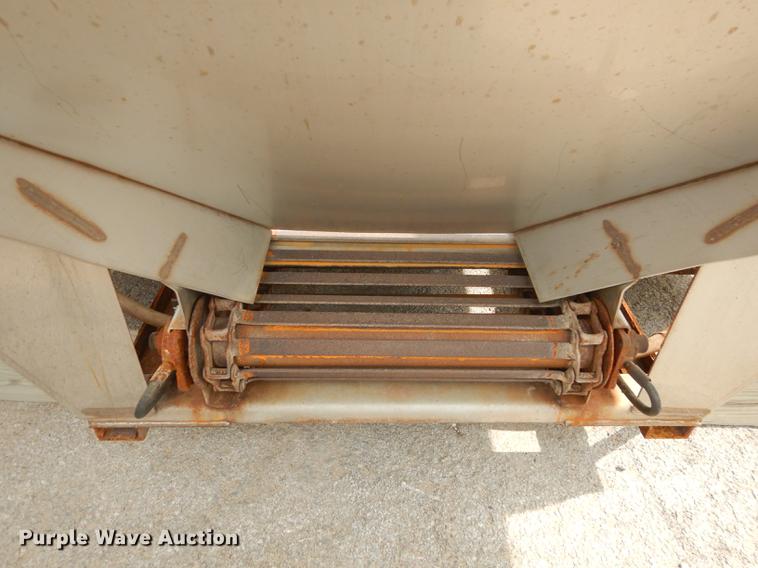 image for item BY9938 Flink stainless steel V-box spreader