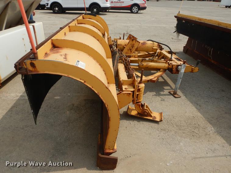 image for item BY9940 Flink 11PA38KSB snow plow