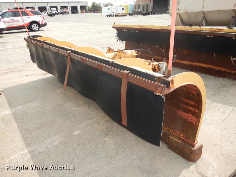 image for item BY9940 Flink 11PA38KSB snow plow