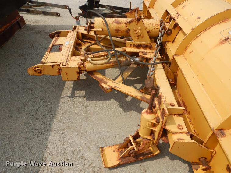 image for item BY9940 Flink 11PA38KSB snow plow