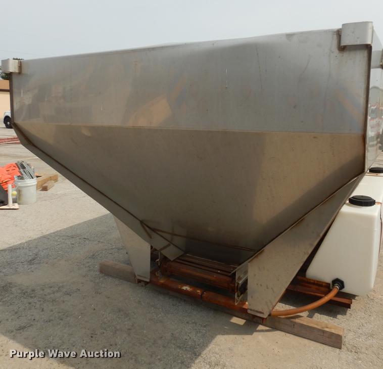 image for item BY9941 Flink stainless steel V-box spreader