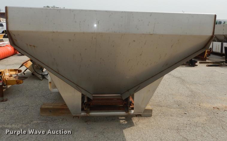 image for item BY9943 Flink stainless steel V-box spreader