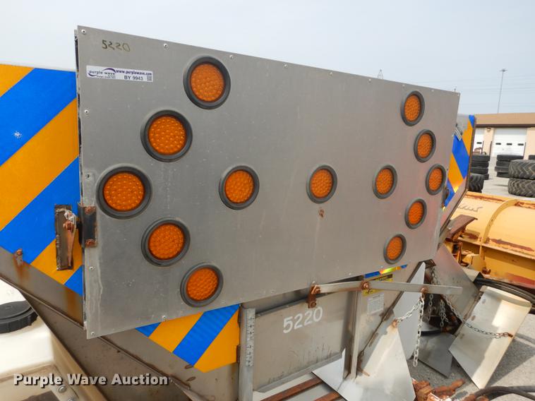 image for item BY9943 Flink stainless steel V-box spreader