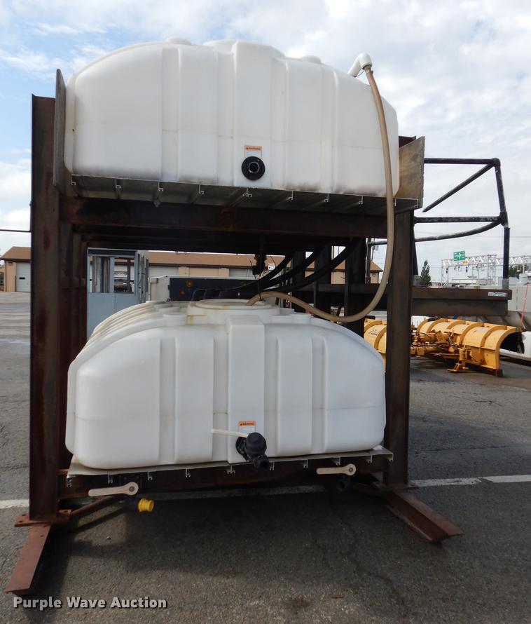 image for item BY9970 (2) salt brine tanks