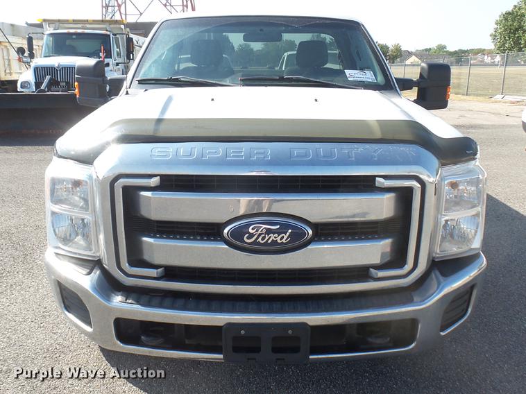 image for item DC1770 2011 Ford F250 Super Duty utility bed pickup truck