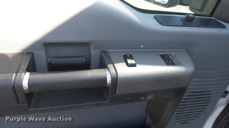 image for item DC1770 2011 Ford F250 Super Duty utility bed pickup truck