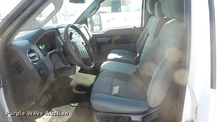 image for item DC1770 2011 Ford F250 Super Duty utility bed pickup truck