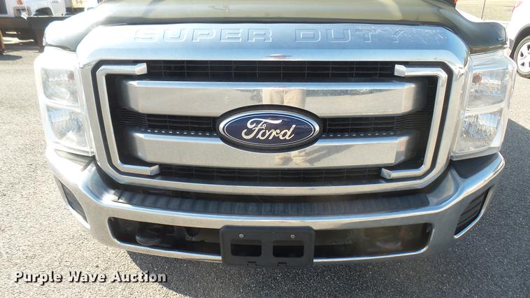 image for item DC1770 2011 Ford F250 Super Duty utility bed pickup truck