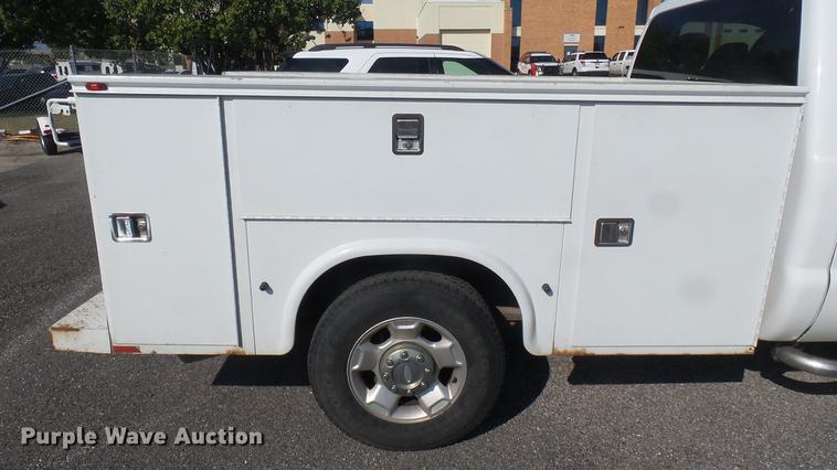 image for item DC1770 2011 Ford F250 Super Duty utility bed pickup truck