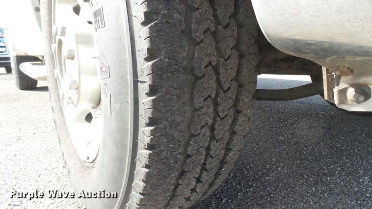 image for item DC1770 2011 Ford F250 Super Duty utility bed pickup truck