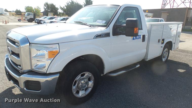 image for item DC1772 2011 Ford F250 Super Duty utility bed pickup truck