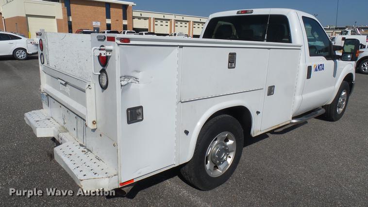 image for item DC1772 2011 Ford F250 Super Duty utility bed pickup truck