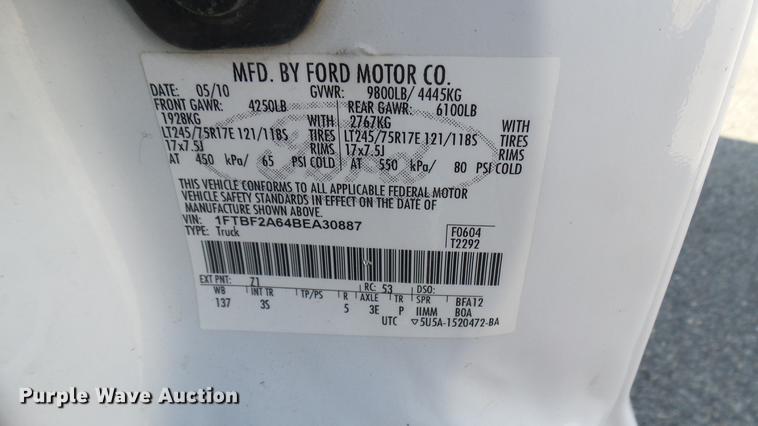 image for item DC1772 2011 Ford F250 Super Duty utility bed pickup truck