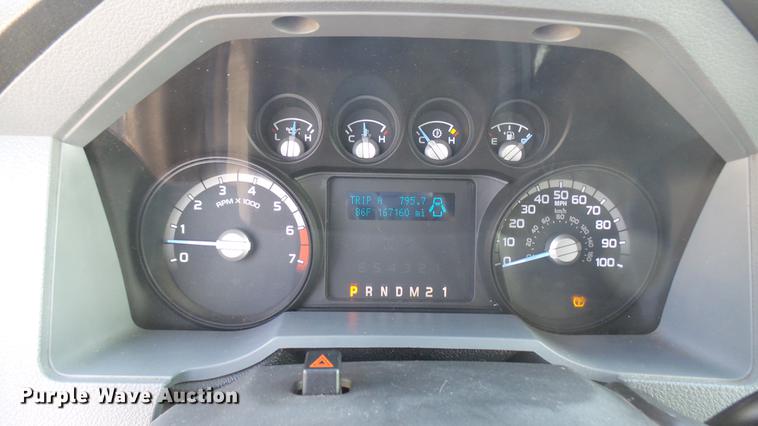 image for item DC1772 2011 Ford F250 Super Duty utility bed pickup truck