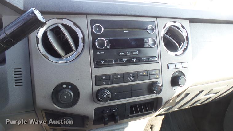 image for item DC1772 2011 Ford F250 Super Duty utility bed pickup truck