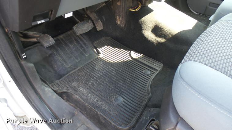 image for item DC1772 2011 Ford F250 Super Duty utility bed pickup truck