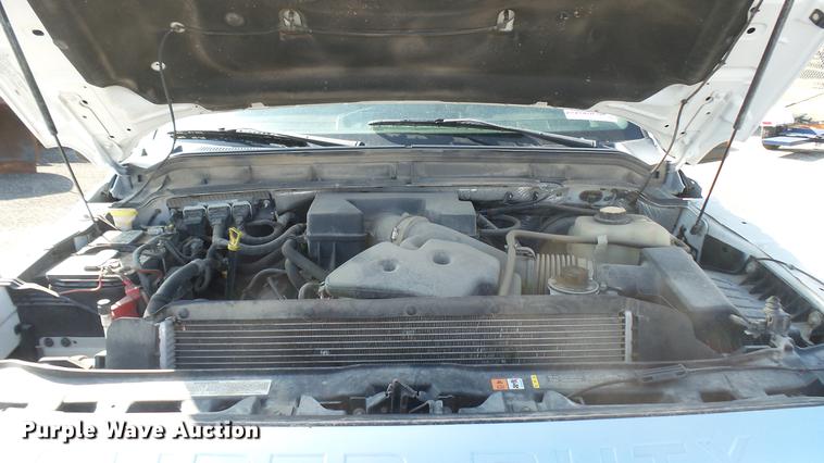 image for item DC1772 2011 Ford F250 Super Duty utility bed pickup truck