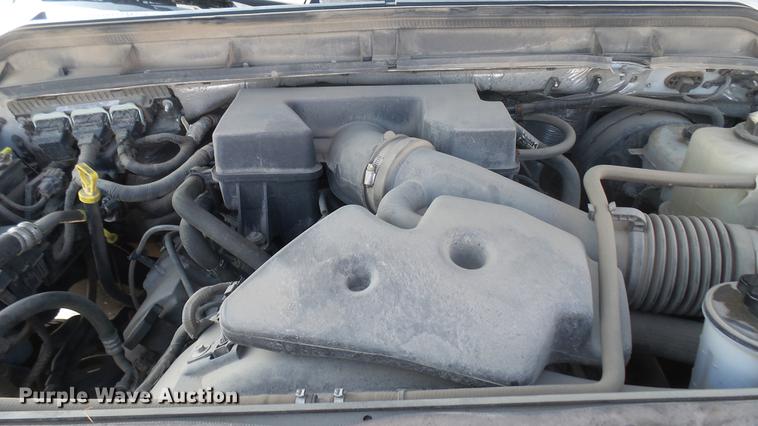 image for item DC1772 2011 Ford F250 Super Duty utility bed pickup truck