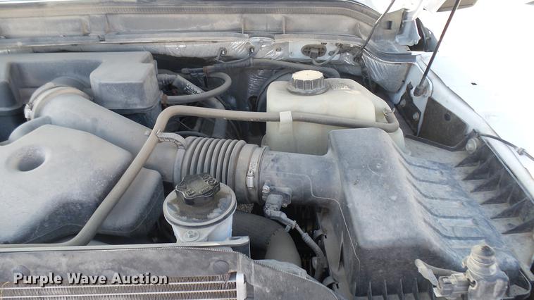 image for item DC1772 2011 Ford F250 Super Duty utility bed pickup truck