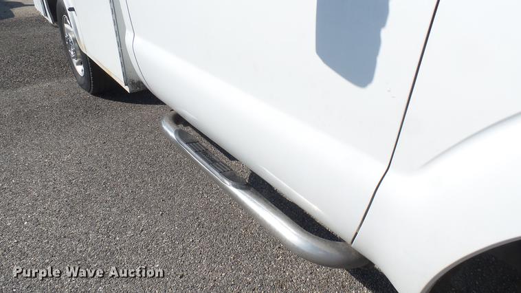 image for item DC1772 2011 Ford F250 Super Duty utility bed pickup truck