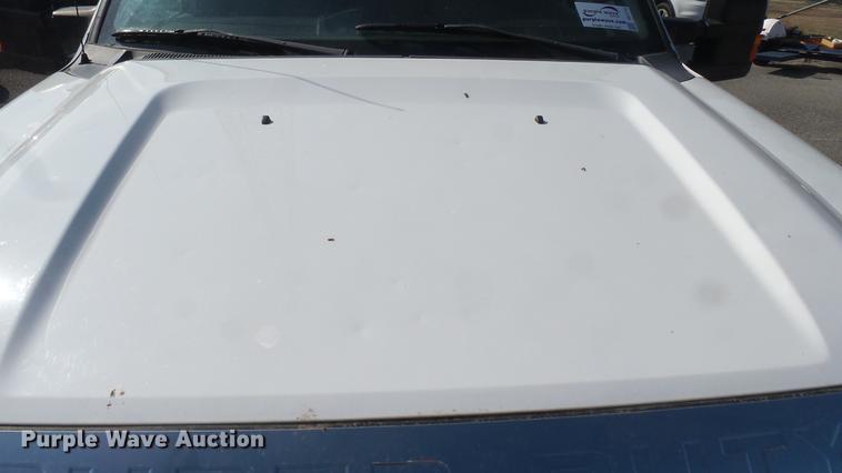 image for item DC1772 2011 Ford F250 Super Duty utility bed pickup truck