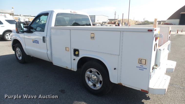 image for item DC1773 2011 Ford F250 Super Duty utility bed pickup truck