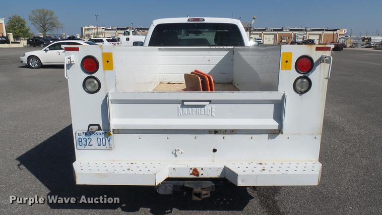 image for item DC1773 2011 Ford F250 Super Duty utility bed pickup truck