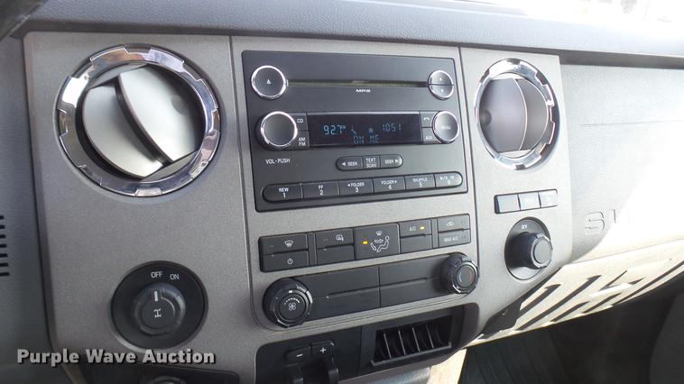 image for item DC1773 2011 Ford F250 Super Duty utility bed pickup truck