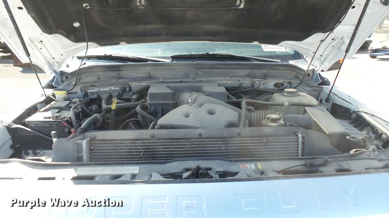 image for item DC1773 2011 Ford F250 Super Duty utility bed pickup truck