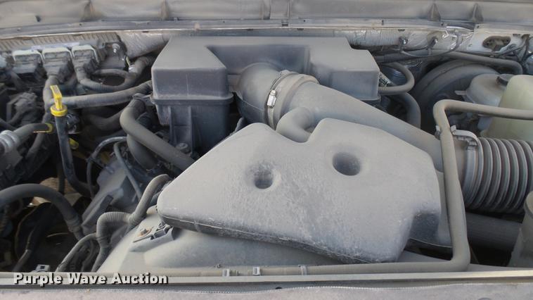 image for item DC1773 2011 Ford F250 Super Duty utility bed pickup truck