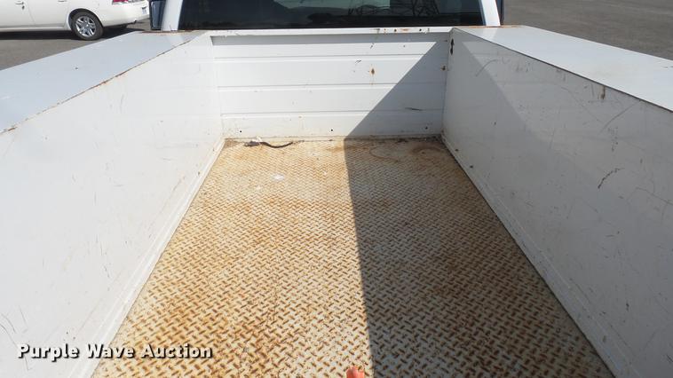 image for item DC1773 2011 Ford F250 Super Duty utility bed pickup truck
