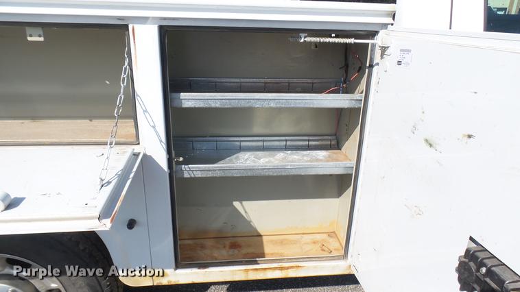 image for item DC1773 2011 Ford F250 Super Duty utility bed pickup truck