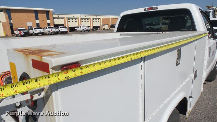 image for item DC1773 2011 Ford F250 Super Duty utility bed pickup truck